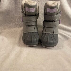Cat & Jack Girls Gray&Purple-Thermolite Insulated Waterproof Snow Boots